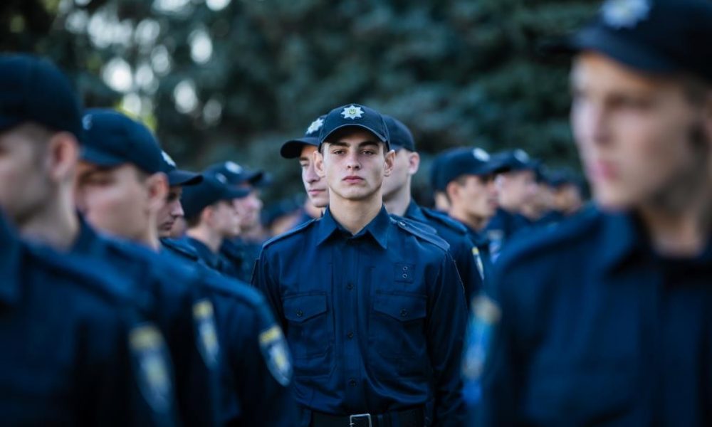 Навчання на поліцейського: переваги та виклики професії
