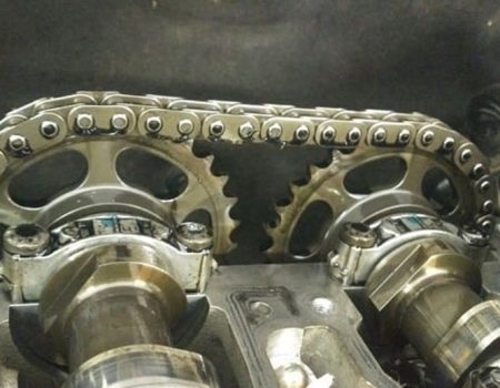 Цепь ГРМ на Mercedes W202: симптомы, риски и когда менять