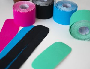 Кинезиотейп: цветные ленты, которые действительно работают