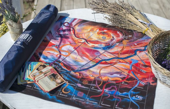 Leela гра: коли настільна гра стає розмовою з душею