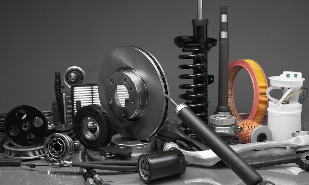 Автозапчастини: як не загубитися у виборі та зберегти автомобіль у формі