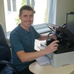 Принтер друкує чорні смуги, що робити?
